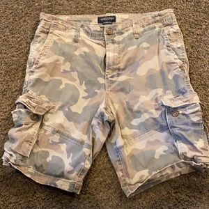 Men’s AE cargo shorts